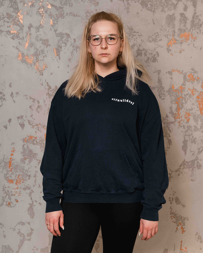 Portrait mit elfnulldrei Pullover